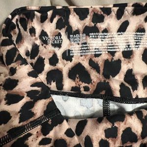 Victoria’s Secret cheetah print yoga pants
